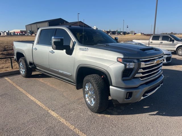 2024 Chevrolet Silverado 2500HD High Country's photo