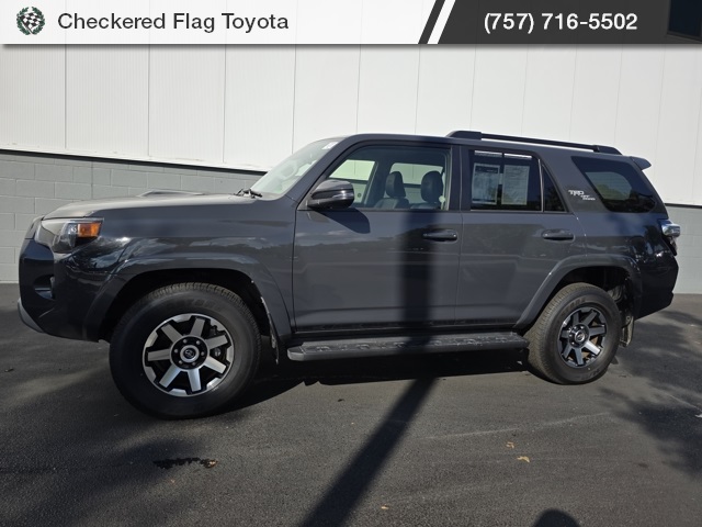 2024 Toyota 4Runner TRD Off-Road Premium photo 2