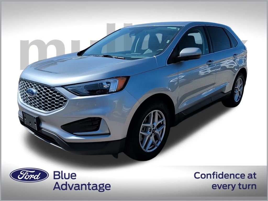 2024 Ford Edge SEL photo 2