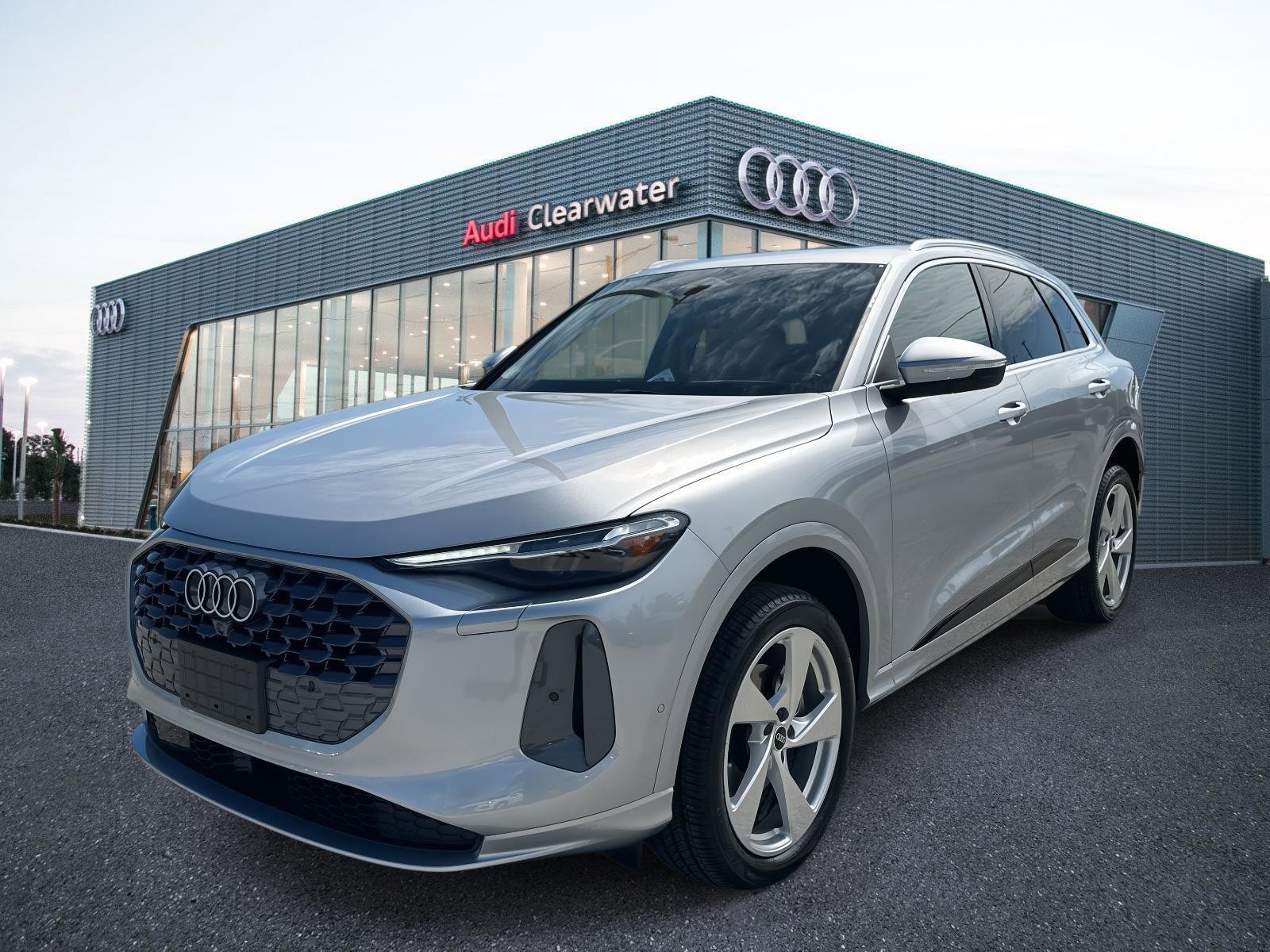 2025 Audi New Q5 Premium Plus's photo