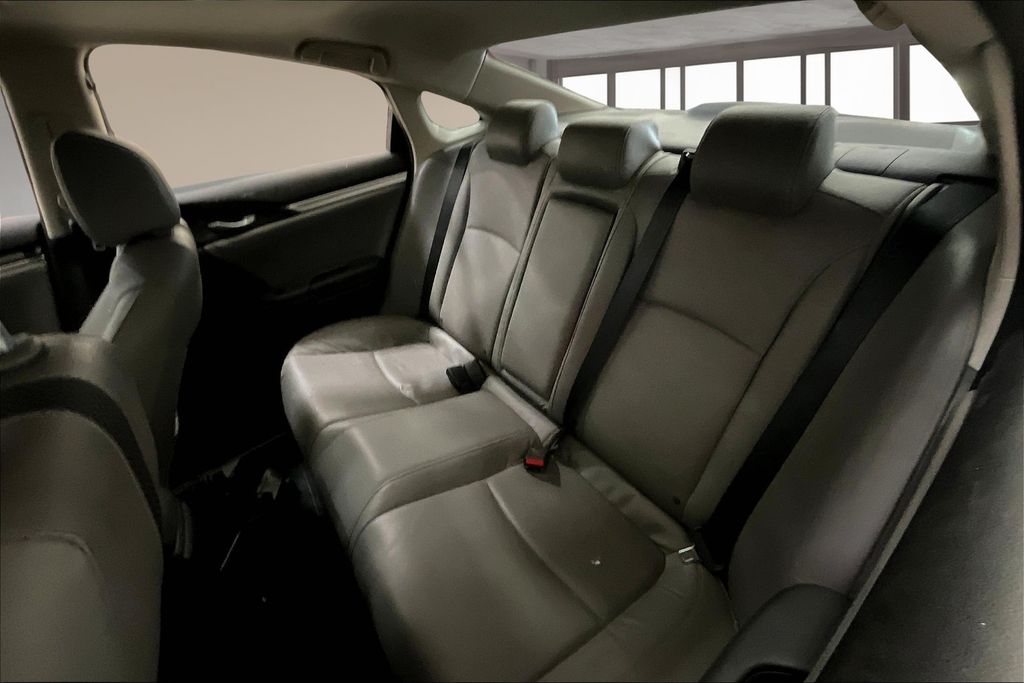 2020 Honda Civic EX-L photo 22