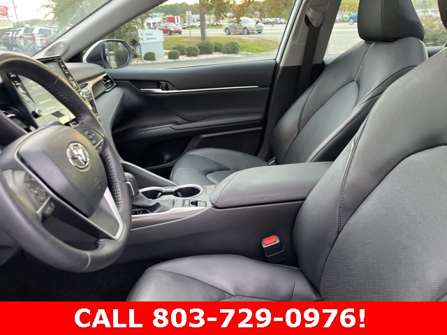 2023 Toyota Camry XLE V6 photo 9