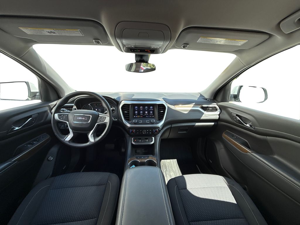 2023 Gmc Acadia SLE photo 18