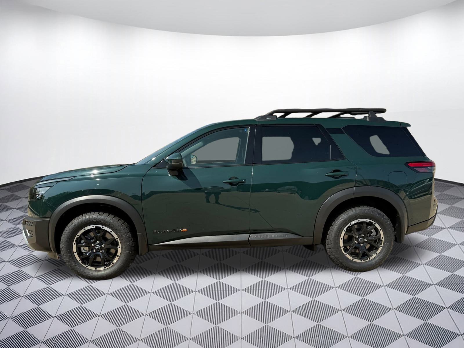 2025 Nissan Pathfinder Rock Creek photo 2