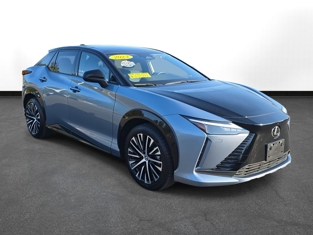 2023 Lexus RZ 450e Luxury photo 3