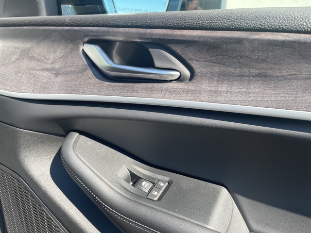 2025 Jeep Grand Cherokee Limited photo 18