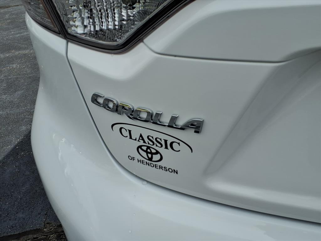 2026 Toyota Corolla SE photo 5