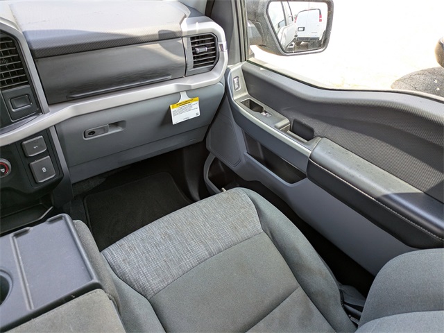 2023 Ford F-150 XLT photo 16