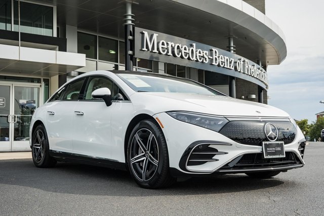 2024 Mercedes-Benz EQS Base's photo