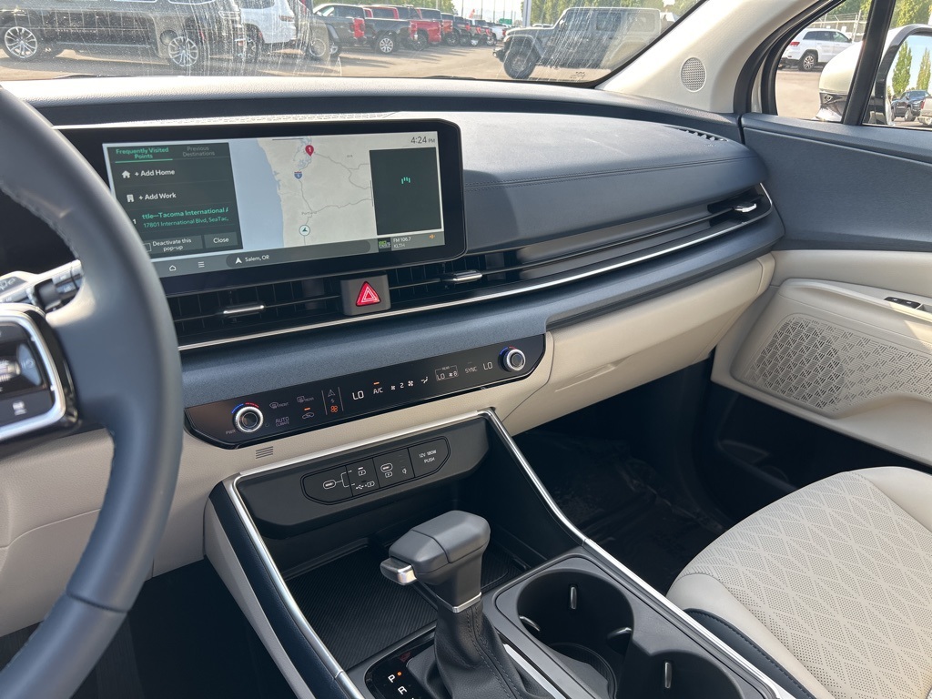 2026 Kia Carnival EX photo 12