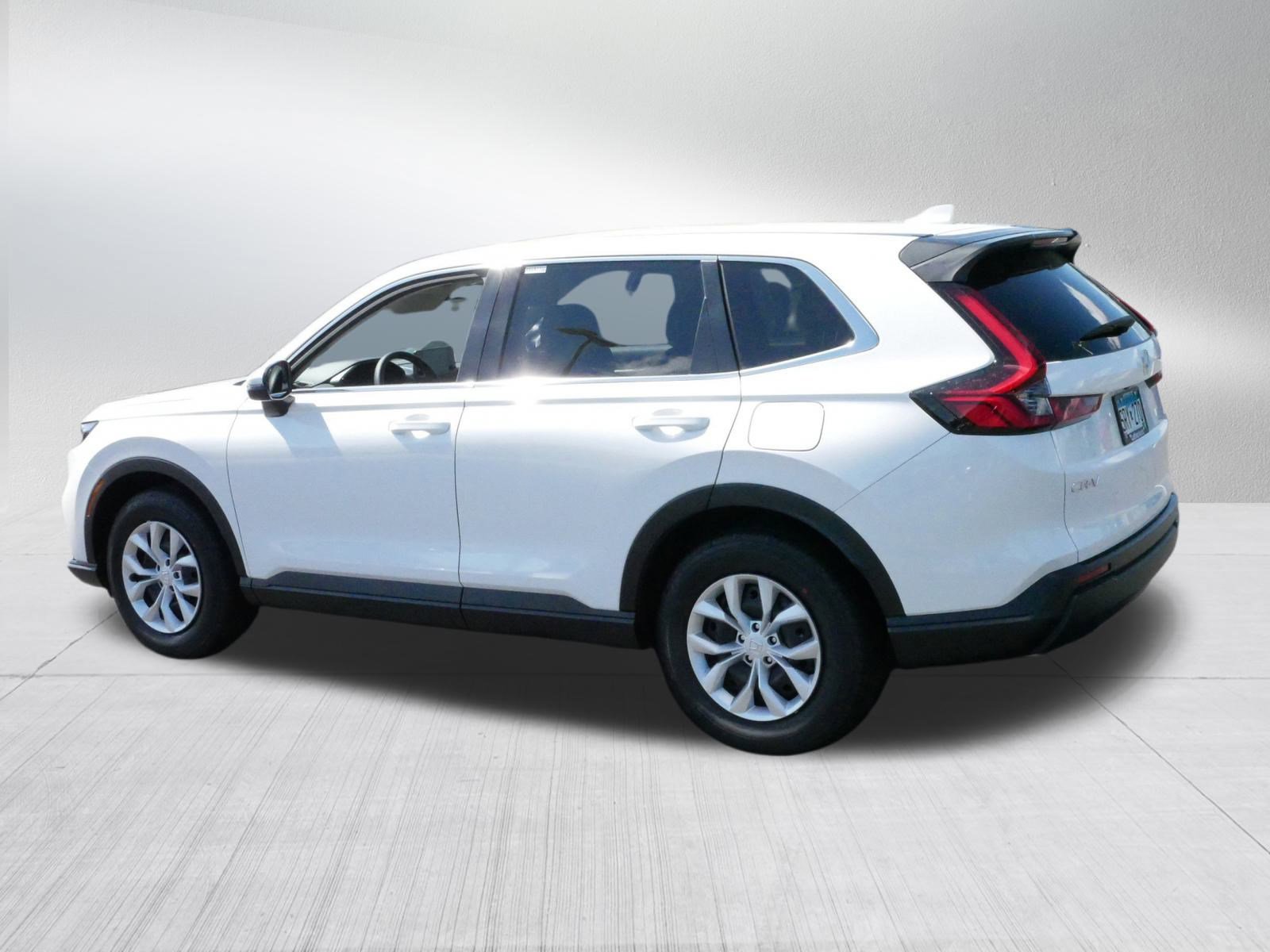 2025 Honda CR-V LX photo 5