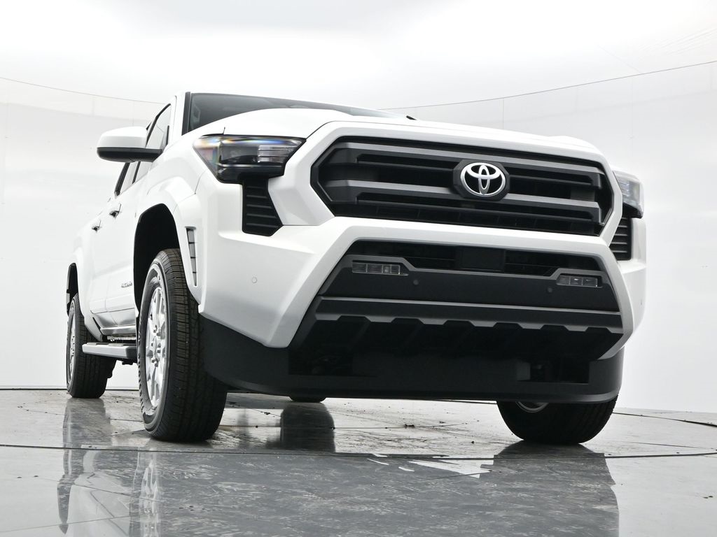 2024 Toyota Tacoma photo 46