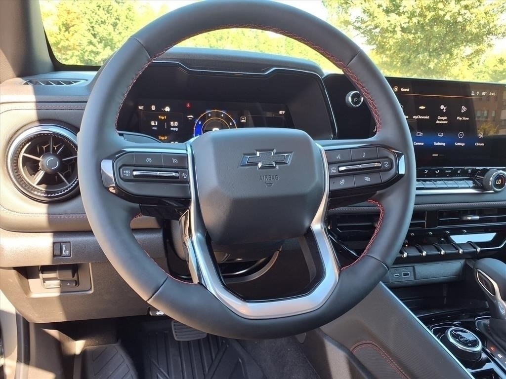 2026 Chevrolet Colorado Z71 photo 3