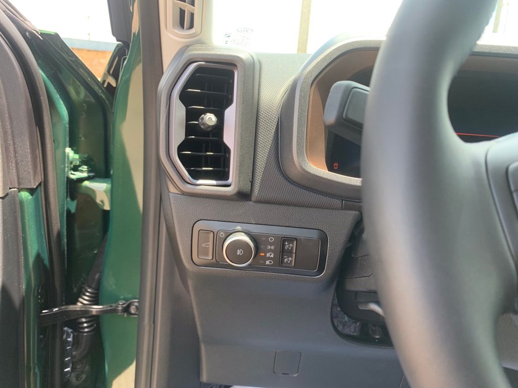 2025 Ford Bronco Sport Outer Banks photo 11