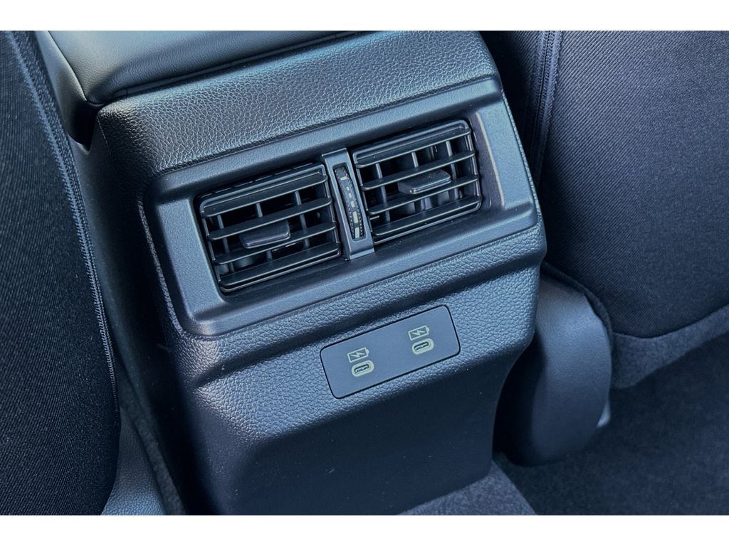 2025 Honda Accord LX photo 15
