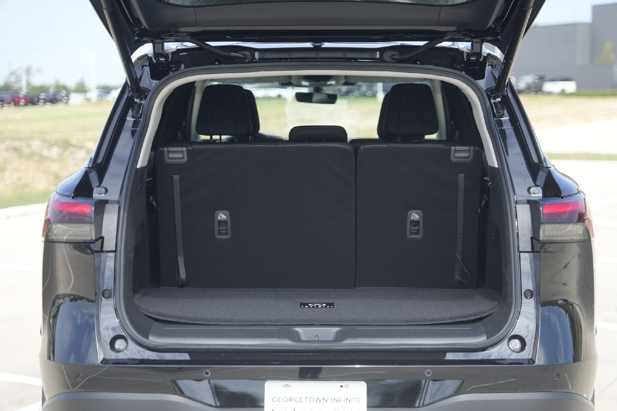 2026 Infiniti QX60 Luxe photo 22