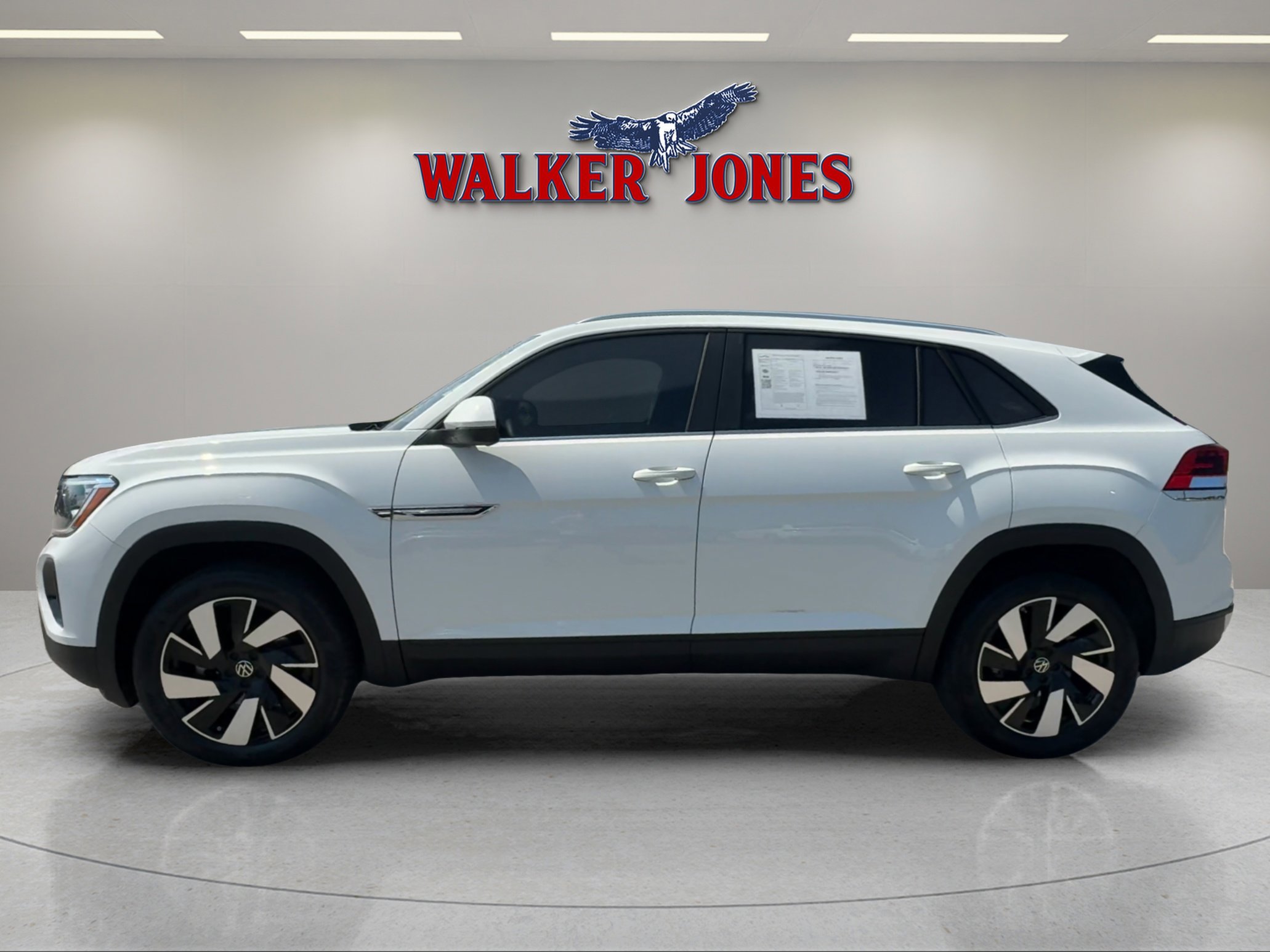 2024 Volkswagen Atlas Cross Sport SE Technology photo 6