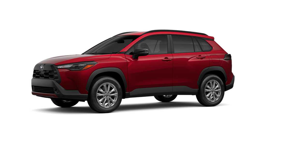 2026 Toyota Corolla Cross LE's photo