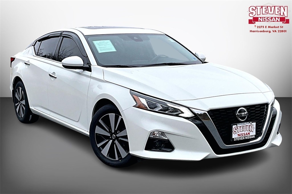 2022 Nissan Altima S's photo