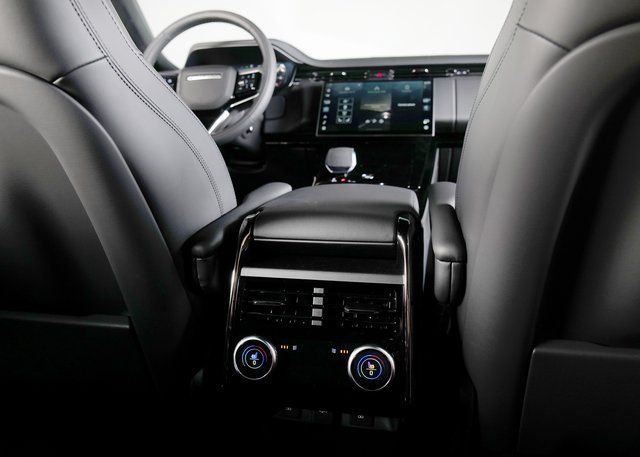 2025 Land Rover Range Rover Sport SE photo 12