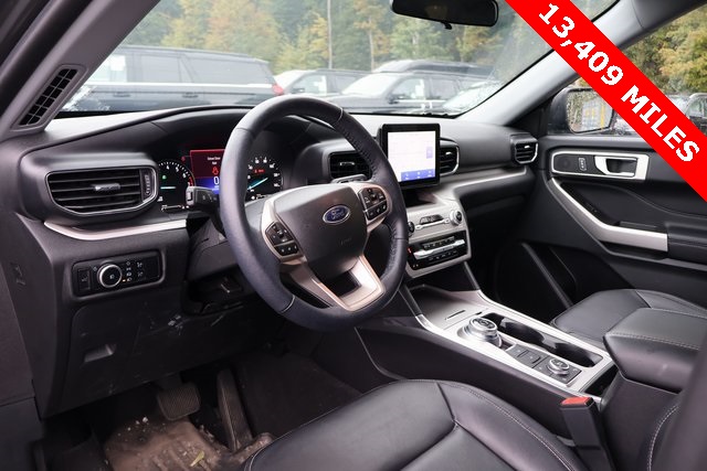 2023 Ford Explorer XLT photo 10