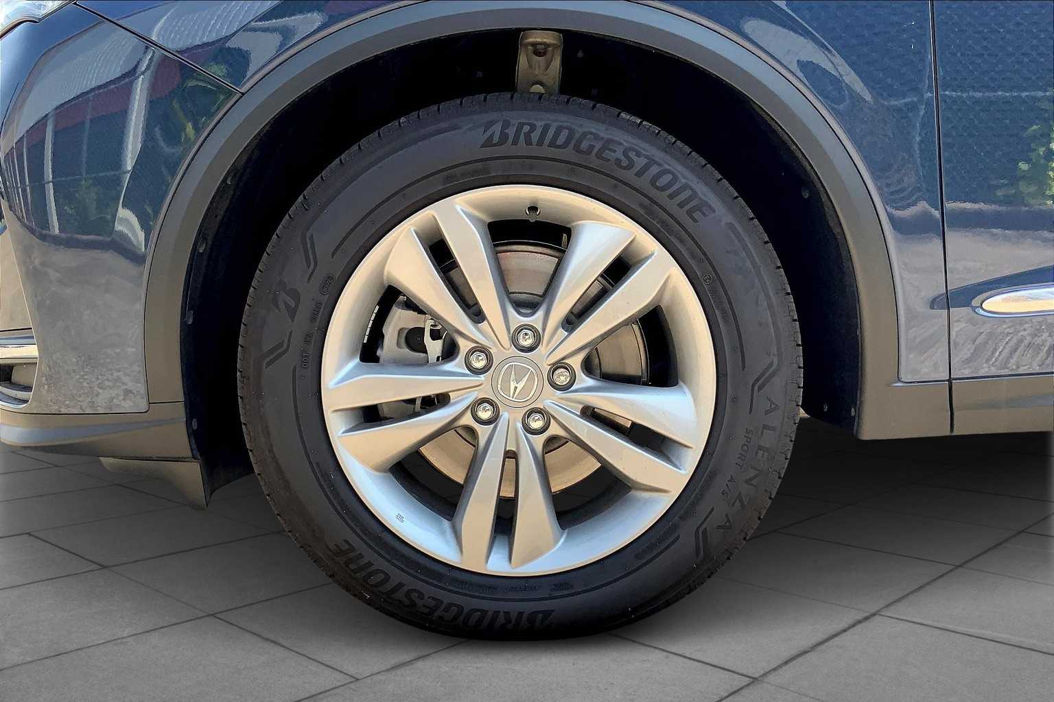 2025 Acura MDX SH-AWD photo 18