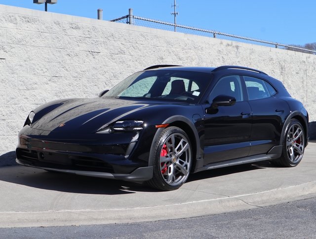 2024 Porsche Taycan S's photo