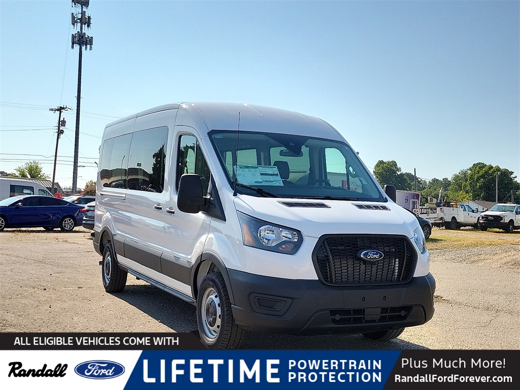 2025 Ford Transit Van Base's photo