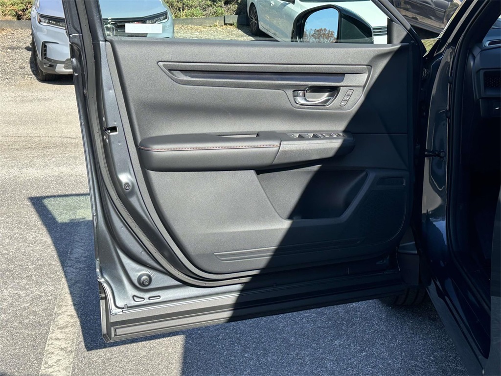 2026 Honda CR-V Hybrid Sport-L photo 2