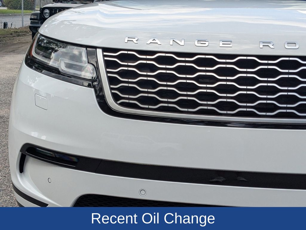 2023 Land Rover Range Rover Velar S photo 9