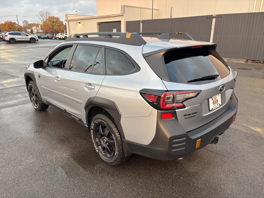 2023 Subaru Outback Wilderness photo 3