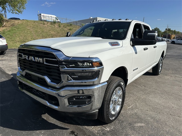 2025 Ram 2500 Big Horn photo 2