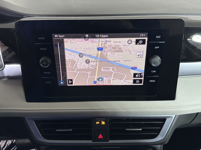 2025 Volkswagen Taos SEL photo 23
