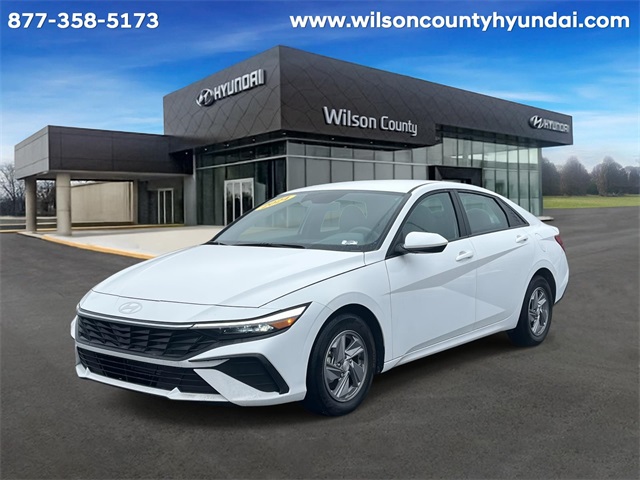 2024 Hyundai Elantra SE