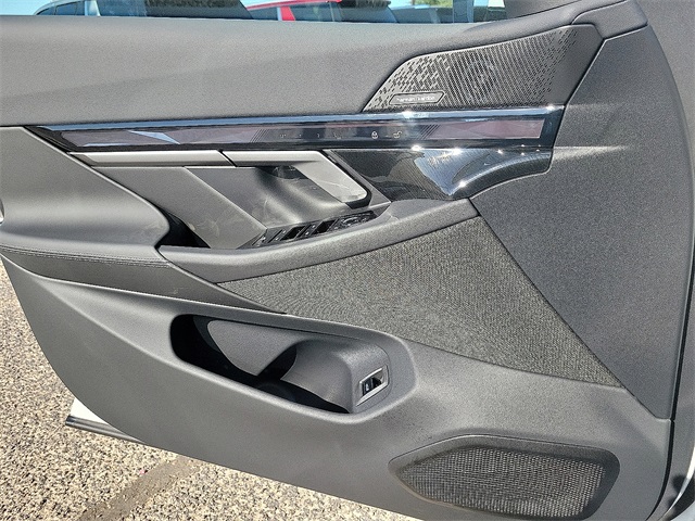 2026 Bmw 550e xDrive photo 19