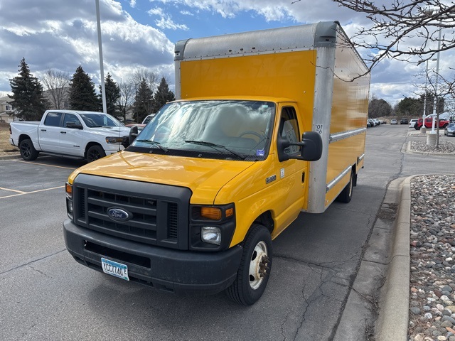 2016 Ford E-350 photo 2