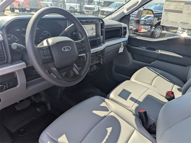 2024 Ford F-350 XL photo 13