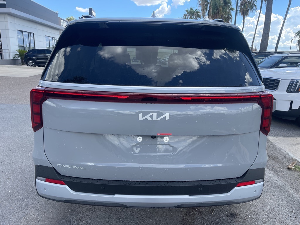 2026 Kia Carnival EX photo 6