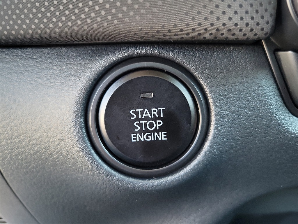 2025 Mazda CX-50 2.5 S Preferred photo 10