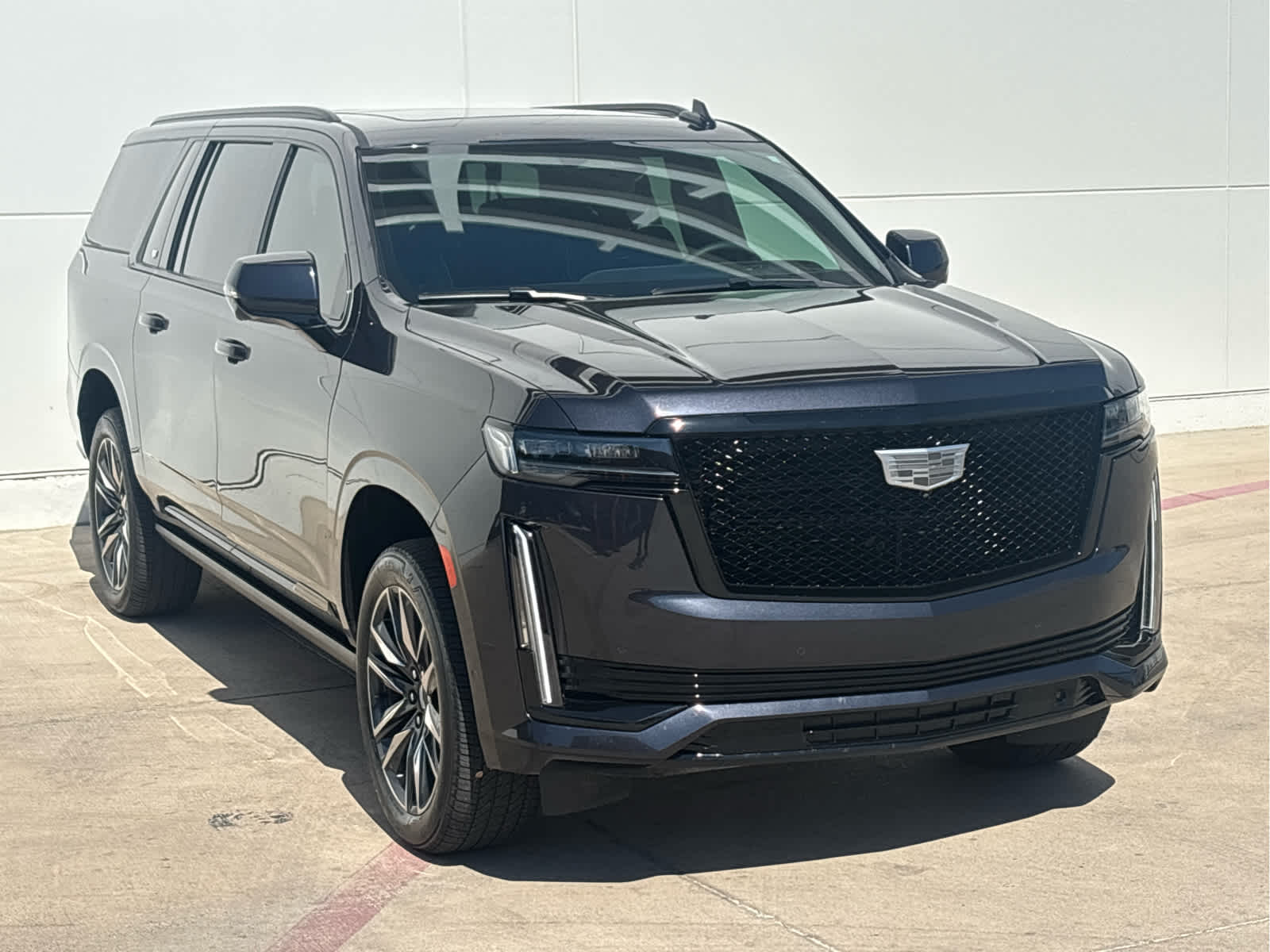 2023 Cadillac Escalade ESV Sport photo 3
