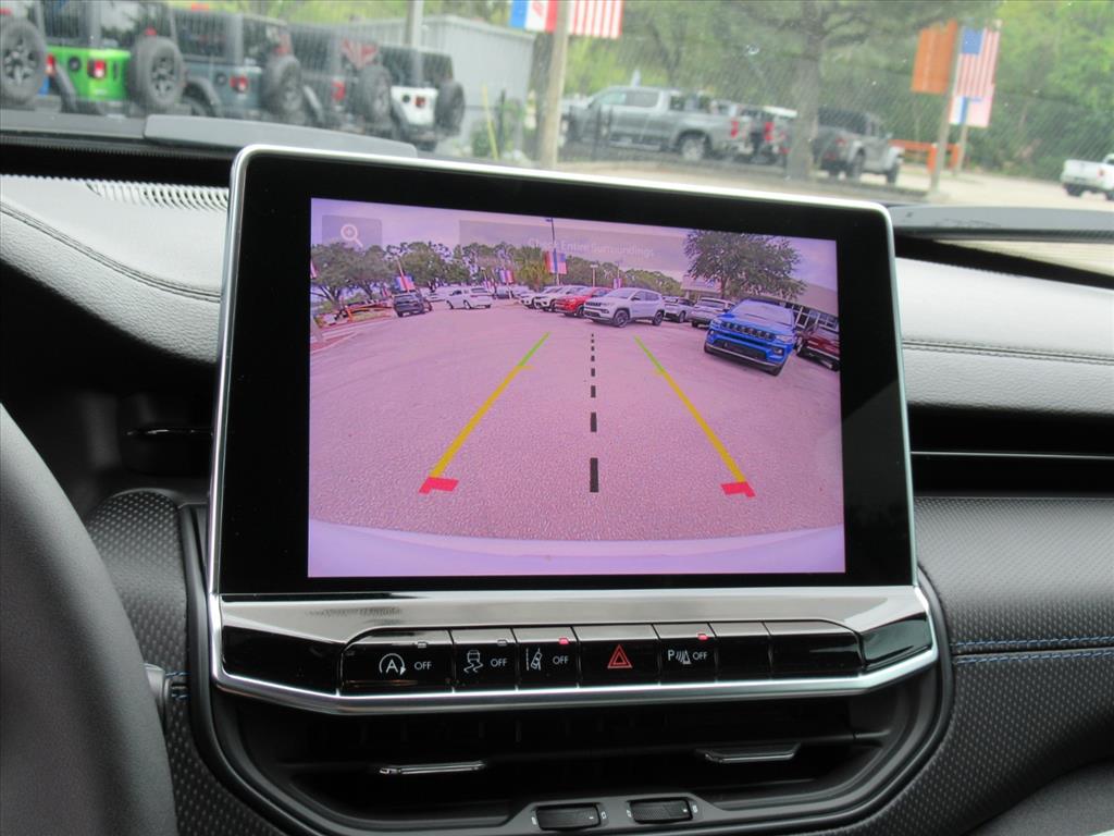 2025 Jeep Compass Limited photo 21