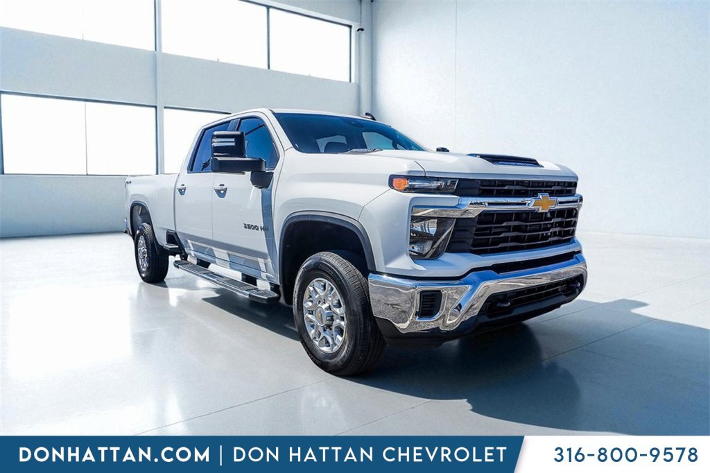 2024 Chevrolet Silverado 3500HD LT photo 34