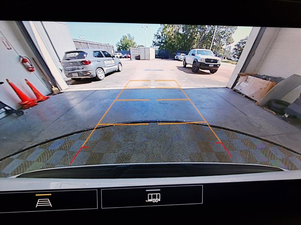 2021 Chevrolet Tahoe LT photo 4