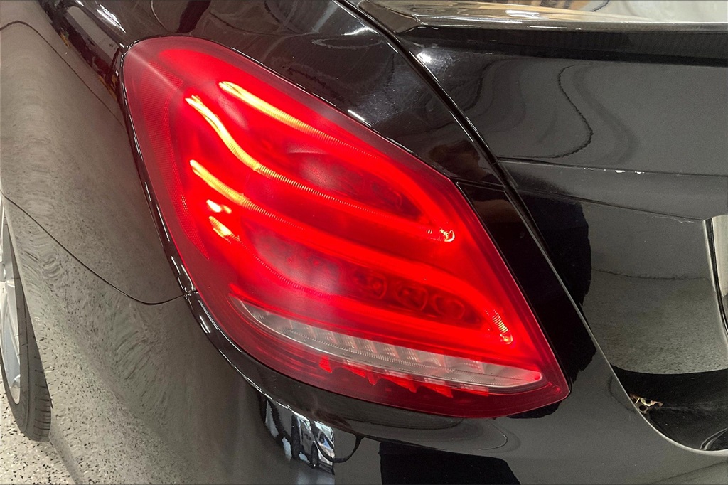 2015 Mercedes Benz C 400 4MATIC photo 27