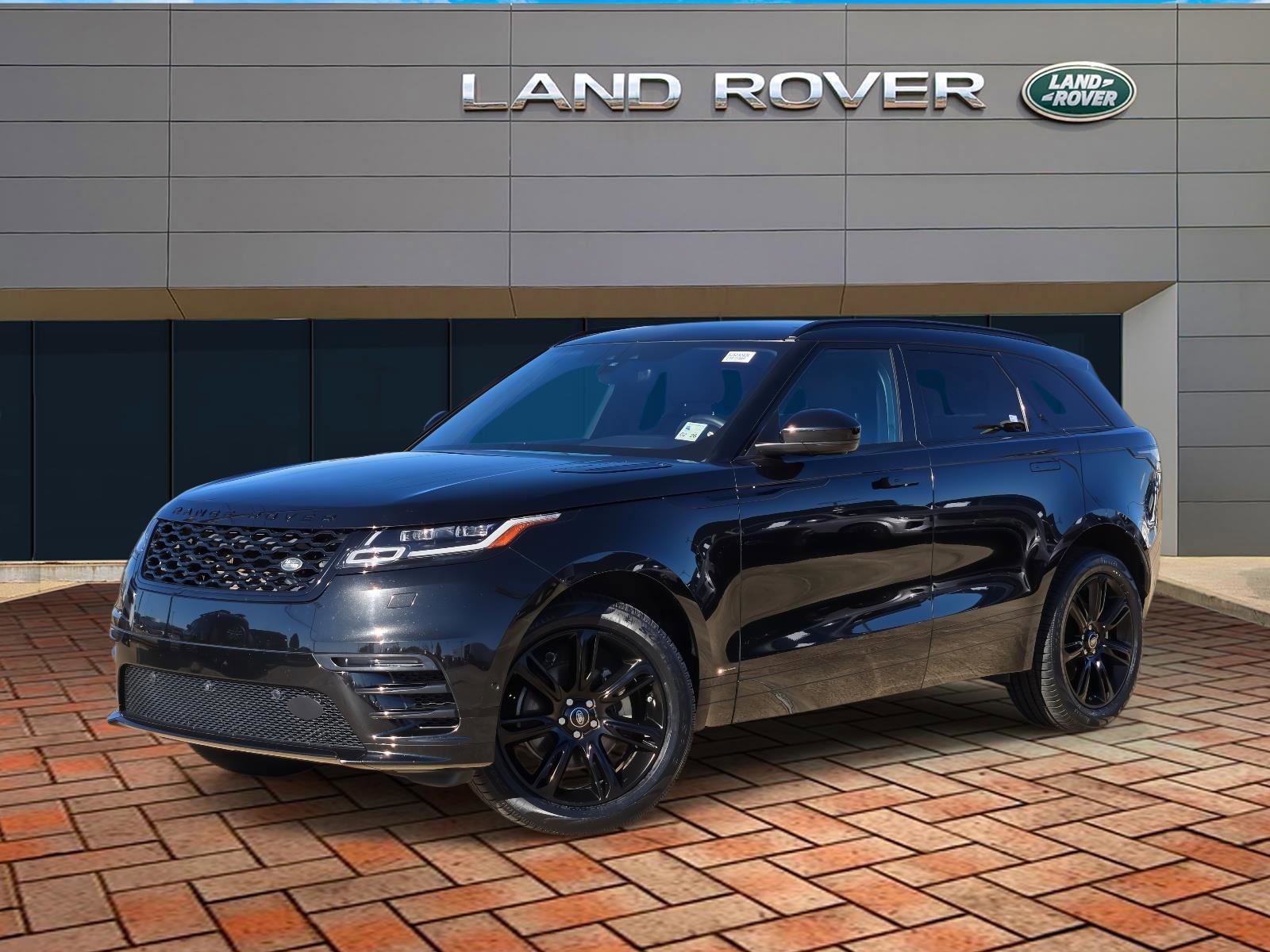2019 Land Rover Range Rover Velar SE's photo