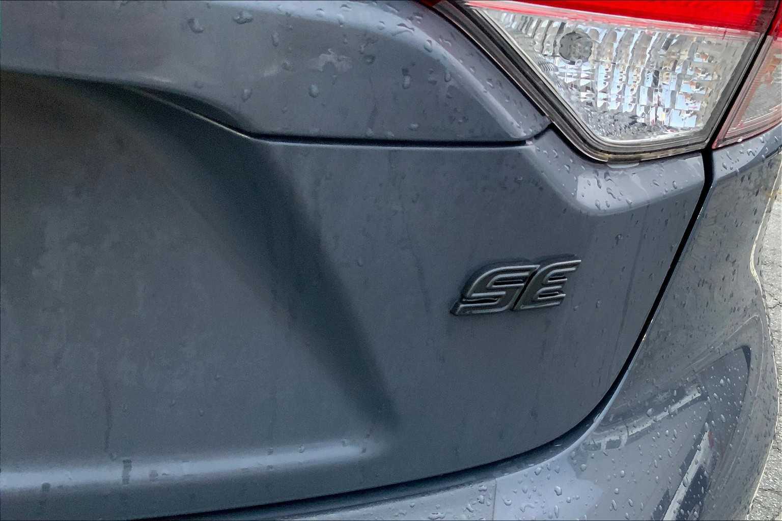 2023 Toyota Corolla SE photo 9
