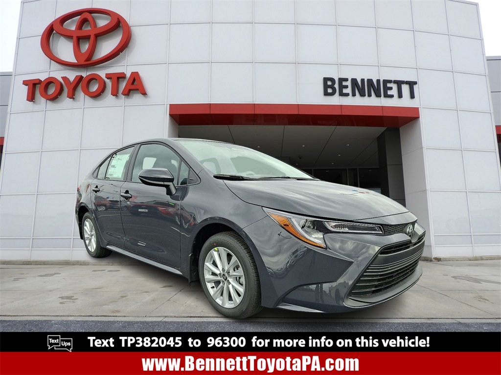 2026 Toyota Corolla LE's photo