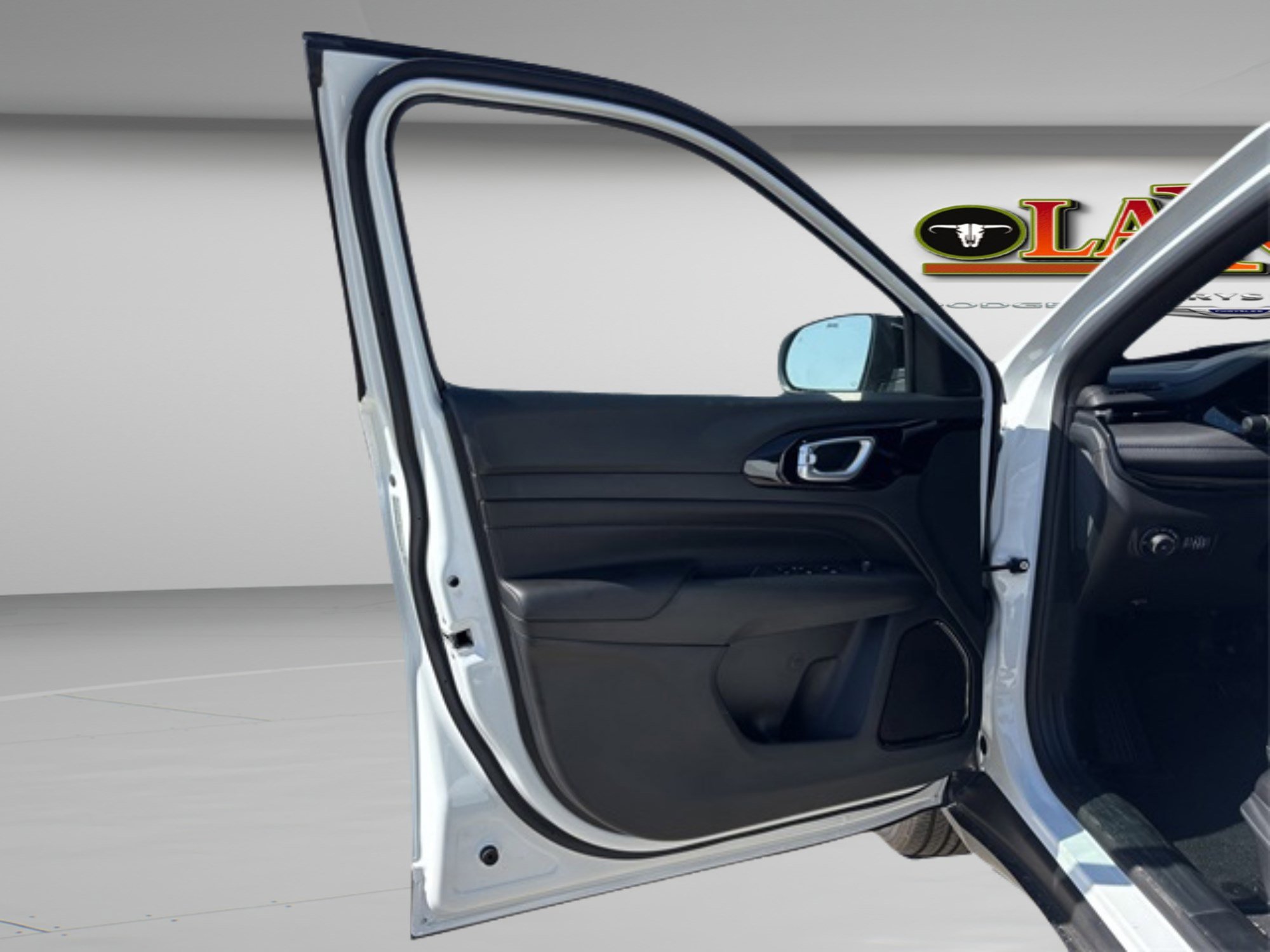 2026 Jeep Compass Latitude Altitude photo 24