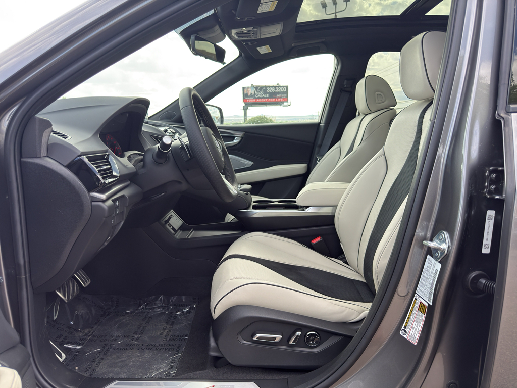 2025 Acura RDX A-Spec photo 4