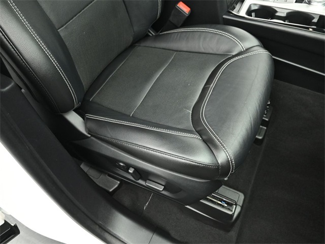 2022 FORD EXPLORER - Image 32